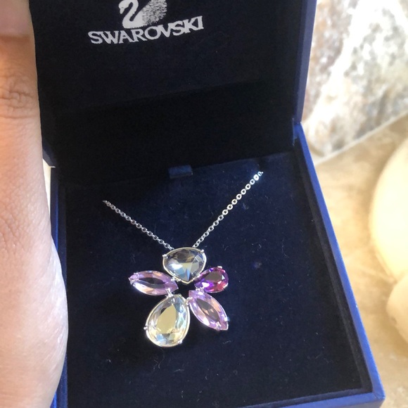 NWOT Swarovski Purple and Silver Necklace - Picture 2 of 6